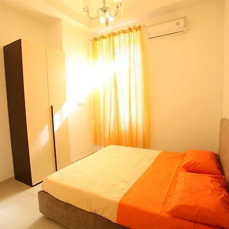 Vivere Apartment *